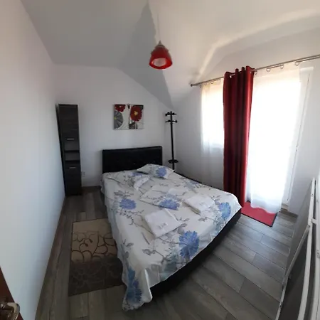 Aliss * Năvodari